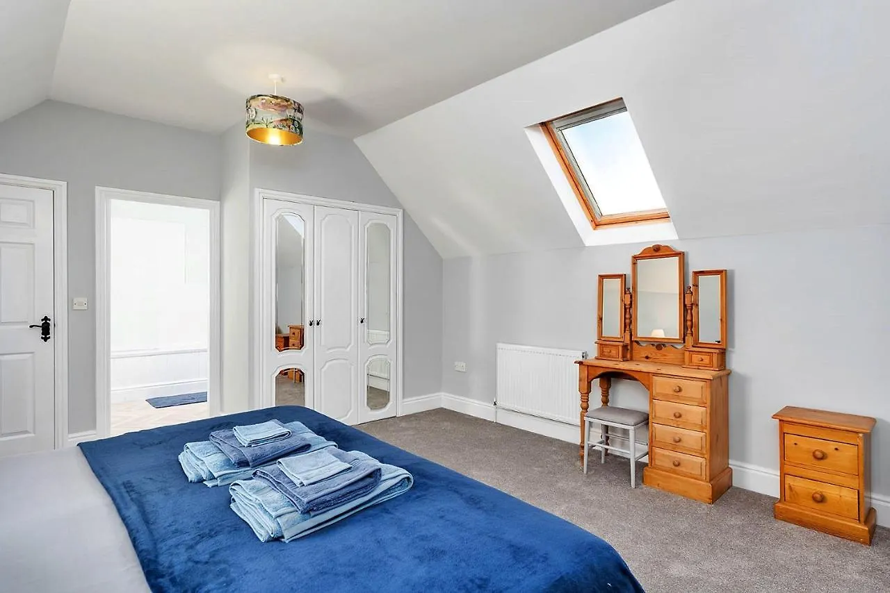Finest Retreats - South Barn Villa Winestead 0*,  United Kingdom